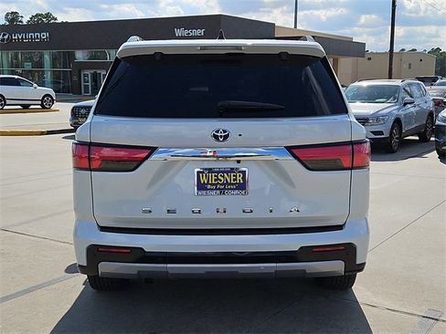 Used 2023 Toyota Sequoia Limited image 10