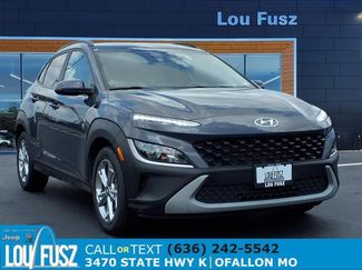Used 2023 Hyundai Kona SEL image 1