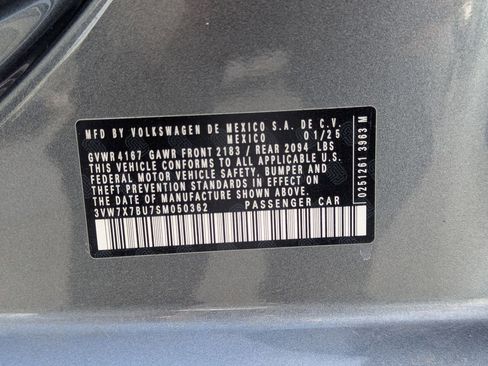 Used 2025 Volkswagen Jetta SE FWD image 35