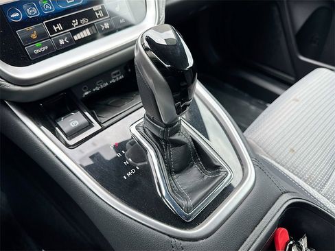 Used 2023 Subaru Outback Premium image 17