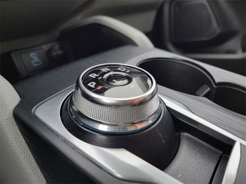 Certified 2023 Ford Escape Platinum image 29