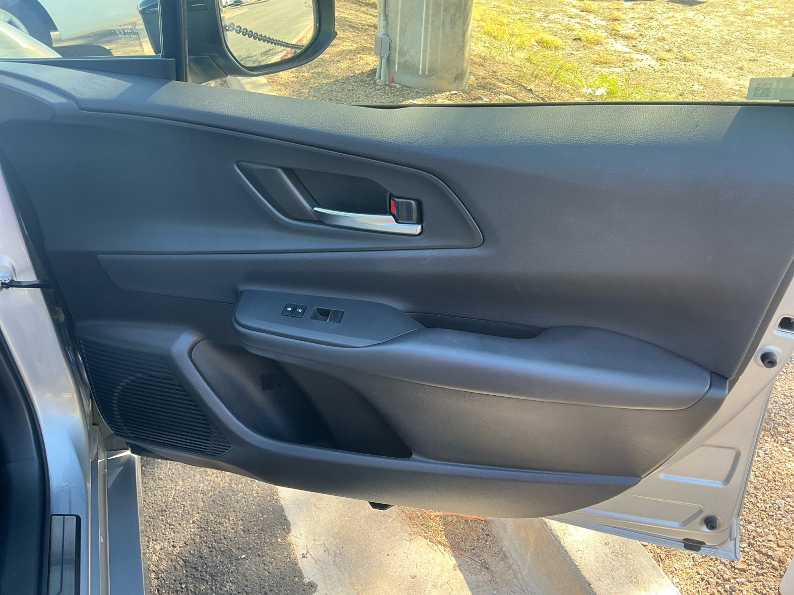 Used 2024 Toyota Prius Prime FWD image 16