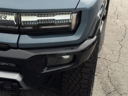 Used 2024 GMC Hummer EV 3X w/ Omega Edition AWD/4WD image 10