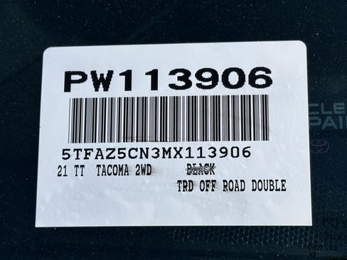 Used 2021 Toyota Tacoma TRD Off-Road image 15