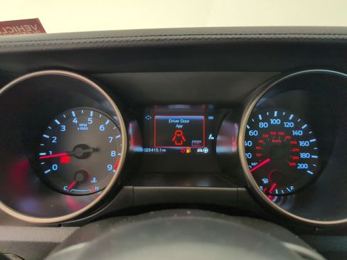 Used 2016 Ford Mustang Shelby GT350 w/ Track Package image 24