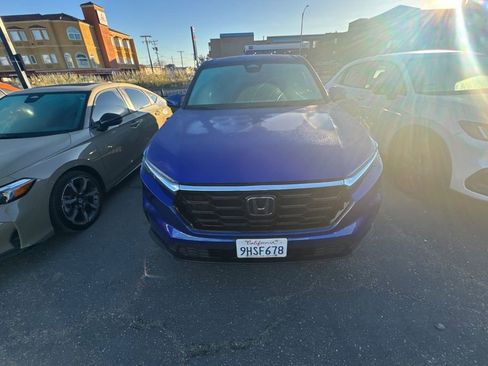 Used 2024 Honda CR-V EX image 3