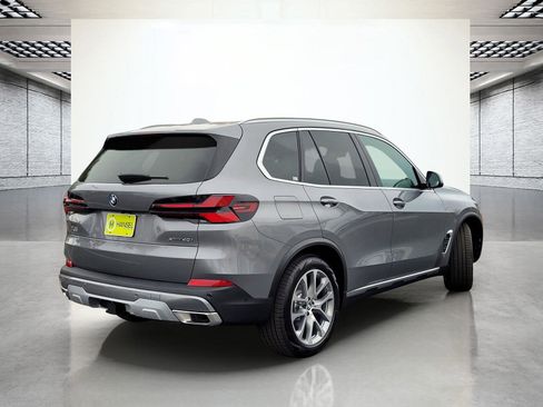 New 2026 BMW X5 xDrive40i w/ Premium Package image 6