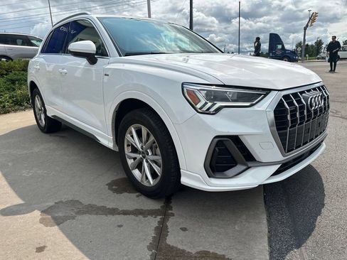 Used 2025 Audi Q3 2.0T Premium AWD/4WD image 3