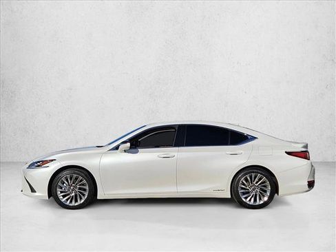 Used 2022 Lexus ES 300h w/ Luxury Package image 8