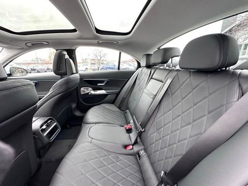 New 2026 Mercedes-Benz E 350 4MATIC Sedan image 23