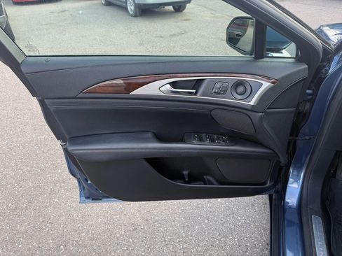 Used 2019 Lincoln MKZ Reserve w/ Reserve Plus Package FWD image 18
