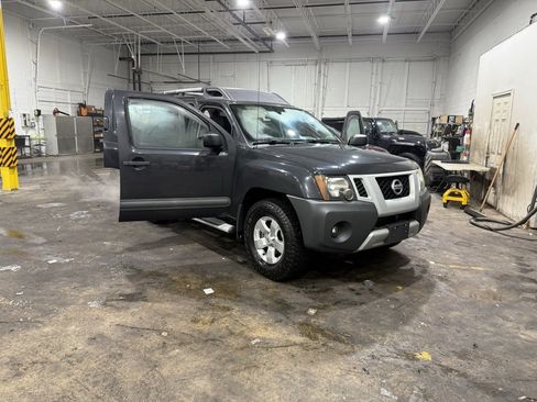 Used 2012 Nissan Xterra S w/ Value Package image 18