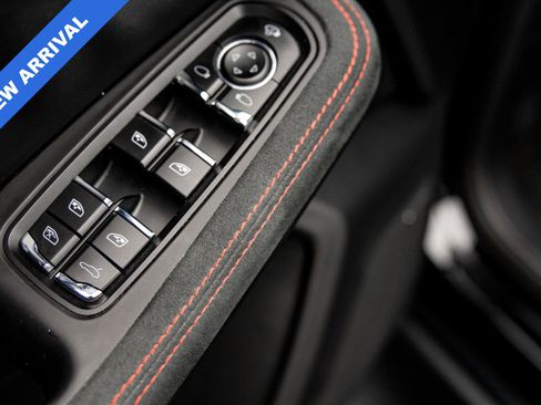 Used 2023 Porsche Macan GTS w/ GTS Sport Package image 20