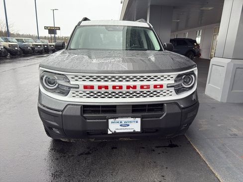 New 2025 Ford Bronco Sport Heritage w/ Convenience Package AWD/4WD image 2