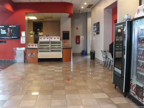 Used 2021 Jeep Gladiator Sport image 40