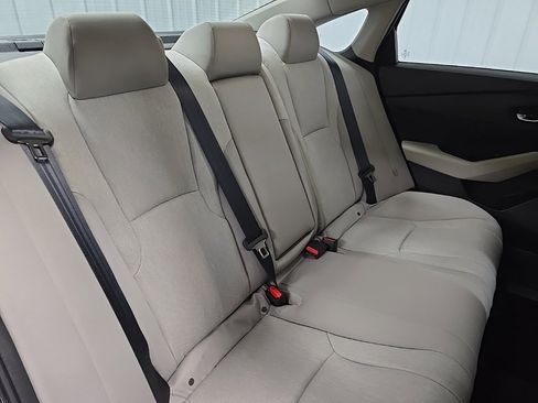 Used 2023 Honda Accord EX image 17
