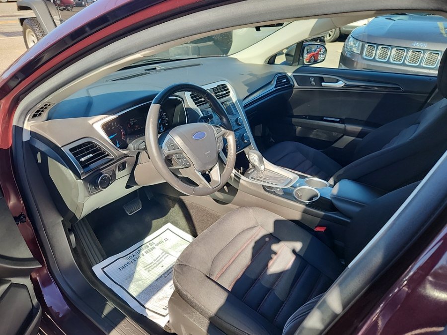 Used 2013 Ford Fusion SE FWD image 7