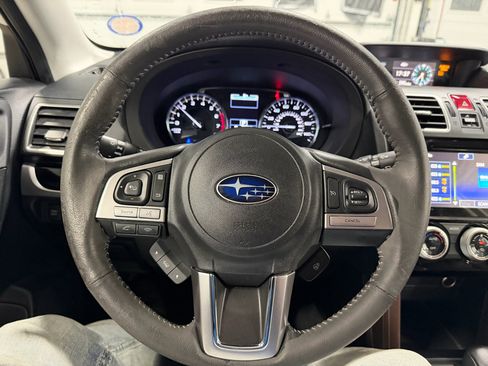 Used 2017 Subaru Forester 2.5i Touring w/ Popular Package #2 image 14