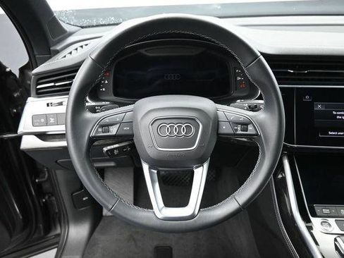 Certified 2025 Audi Q7 2.0T Premium Plus w/ Premium Plus Package AWD/4WD image 17