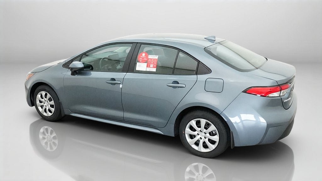 New 2027 Toyota Corolla LE FWD image 4