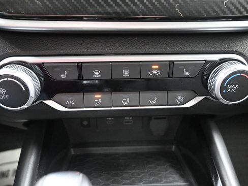 Used 2024 Nissan Altima 2.5 SR w/ SR Premium Package image 21