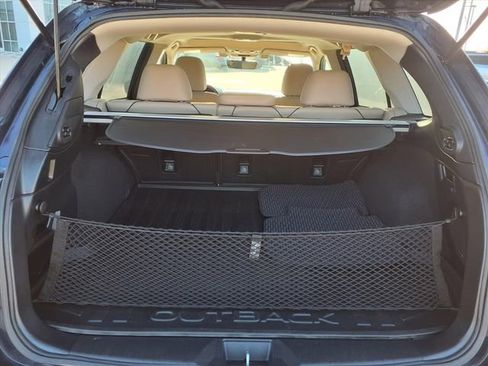 Used 2018 Subaru Outback 3.6R Limited image 9