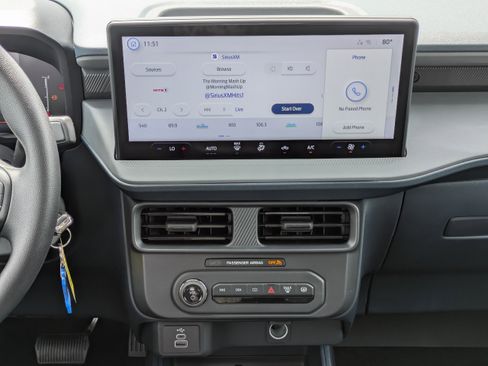 New 2026 Ford Maverick XL FWD image 19