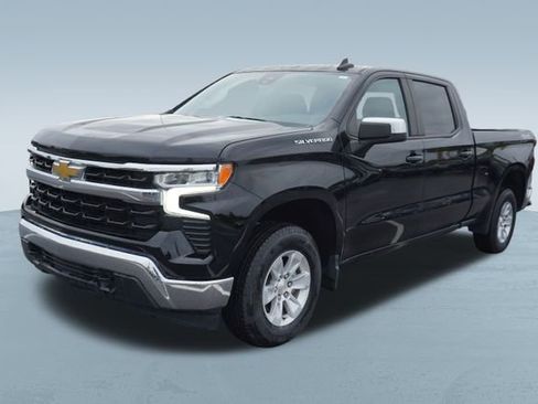 Used 2023 Chevrolet Silverado 1500 LT w/ Protection Package image 3