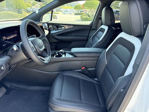 New 2025 Chevrolet Blazer EV LT FWD image 20