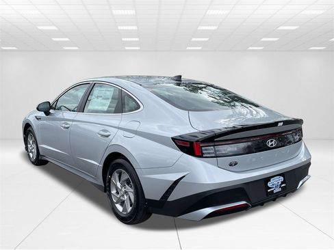New 2025 Hyundai Sonata SE image 5