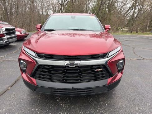 Used 2024 Chevrolet Blazer RS w/ Enhanced Convenience Package image 8