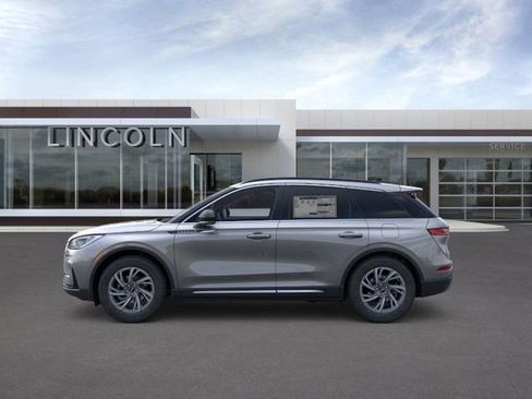 New 2026 Lincoln Corsair Premiere image 3