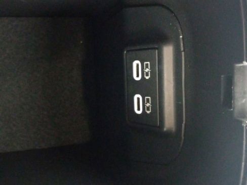 Used 2024 Toyota RAV4 LE image 32