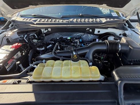 Certified 2019 Ford F150 Lariat image 30