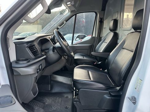 Used 2023 Ford Transit 250 Medium Roof AWD image 29