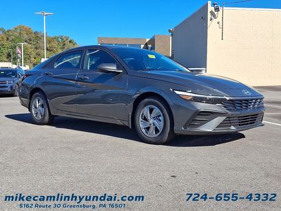 New 2026 Hyundai Elantra SE