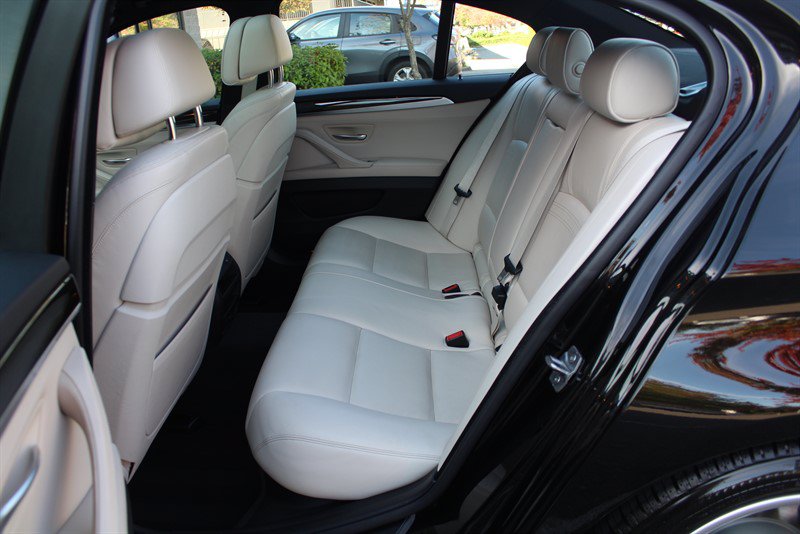 Used 2014 BMW 535i xDrive Sedan AWD/4WD image 25