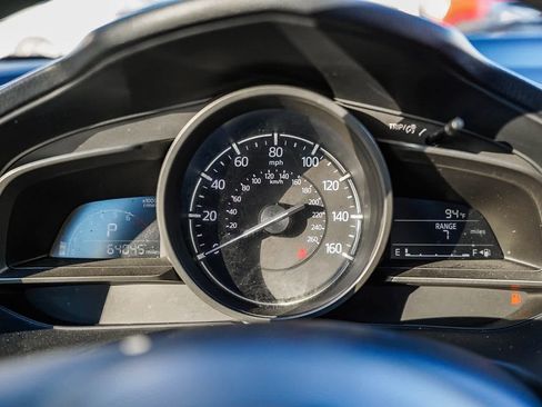 Used 2018 MAZDA MAZDA3 Sport image 24