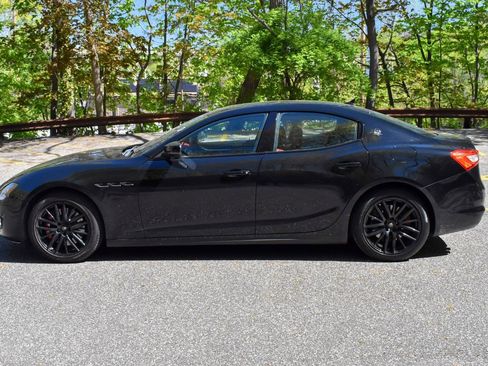 Used 2019 Maserati Ghibli S Q4 AWD/4WD image 5