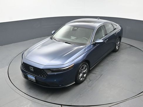 Used 2024 Honda Accord EX image 36