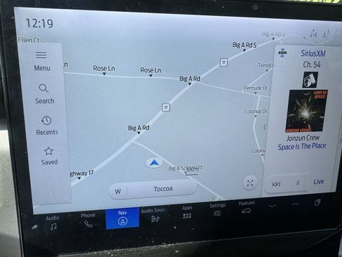 Used 2023 Ford Expedition XLT image 29