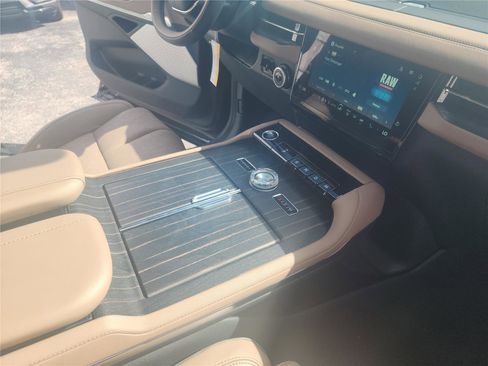 New 2026 Lincoln Navigator L Black Label image 35