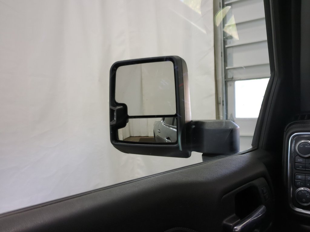 Used 2020 GMC Sierra 1500 Elevation w/ Elevation Value Package AWD/4WD image 29