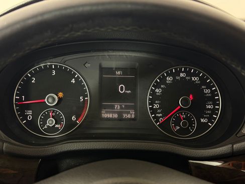 Used 2015 Volkswagen Passat TDI SEL Premium FWD image 19
