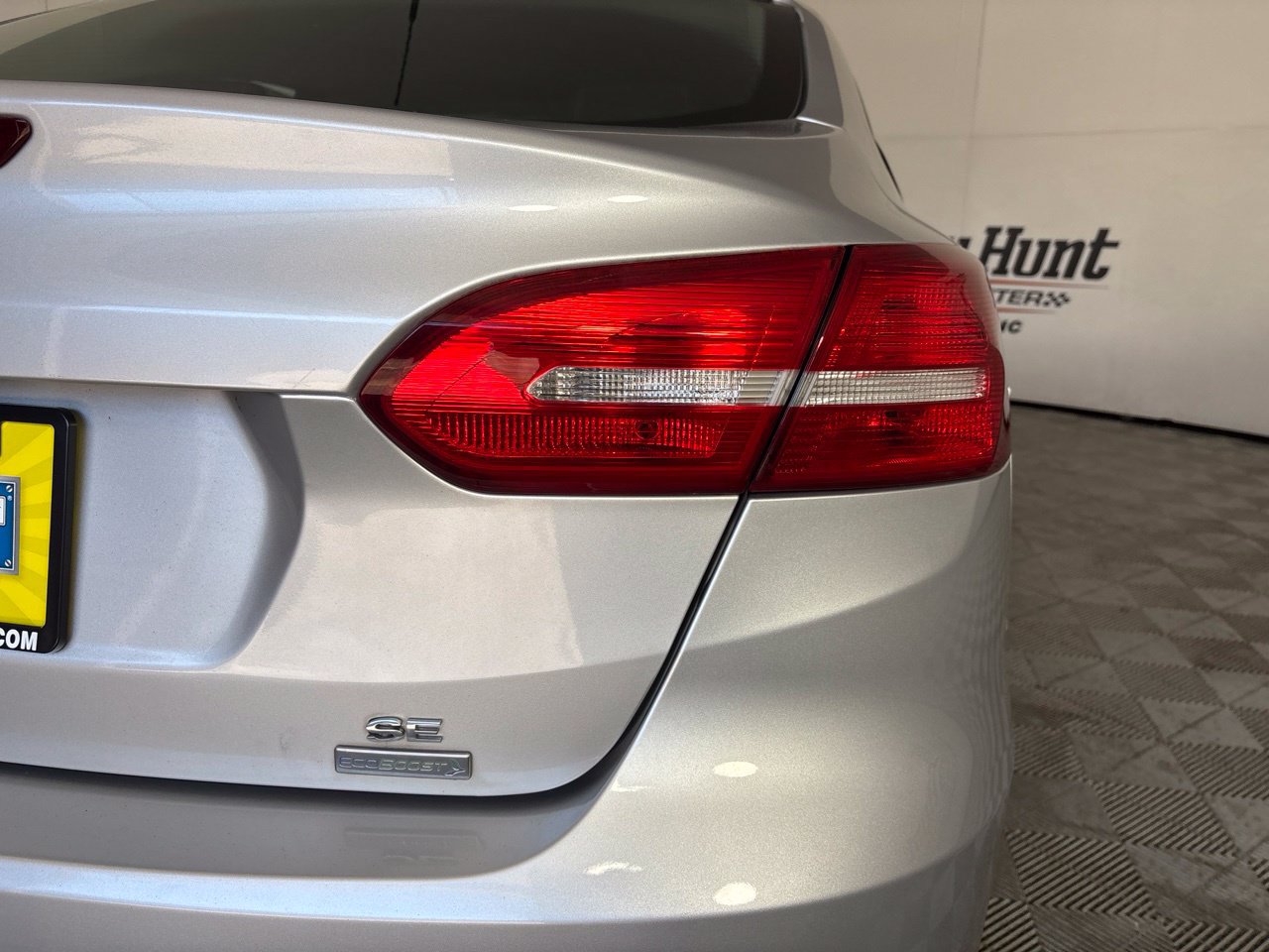 Used 2018 Ford Focus SE w/ SE Appearance Package FWD image 33