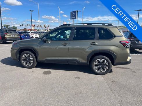 Used 2026 Subaru Forester Premium AWD/4WD image 6