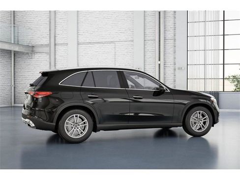 New 2026 Mercedes-Benz GLC 300 4MATIC image 18