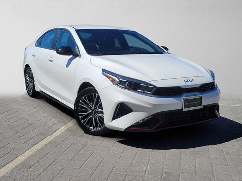Used 2023 Kia Forte GT-Line FWD image 3