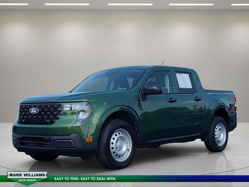 Used 2025 Ford Maverick XL w/ Equipment Group 102A AWD/4WD image 8