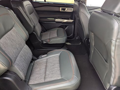 Used 2023 Ford Explorer Timberline w/ Timberline Technology Package AWD/4WD image 13